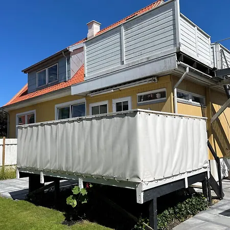 Oddevej 20 בית הארחה *